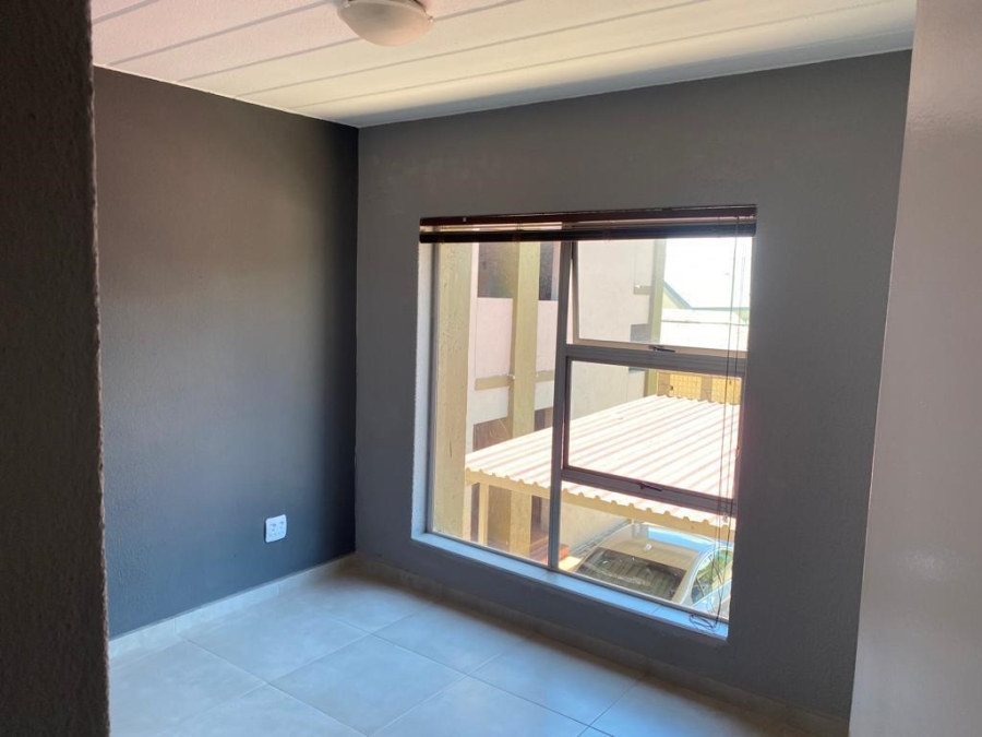 2 Bedroom Property for Sale in Vaalpark Free State